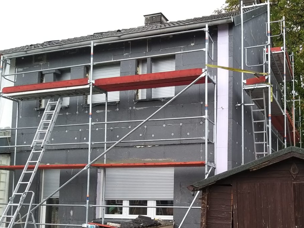 WDVS Fassadendämmung Referenzprojekt der BLS Bau GmbH